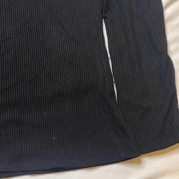 Banana Republic Women's Black Long Sleeve Top - Picture 10 of 11